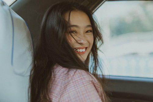 娱乐圈吃瓜劲爆事件,揭秘那些劲爆吃瓜事件背后的真相